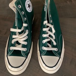 High-top Green Converse